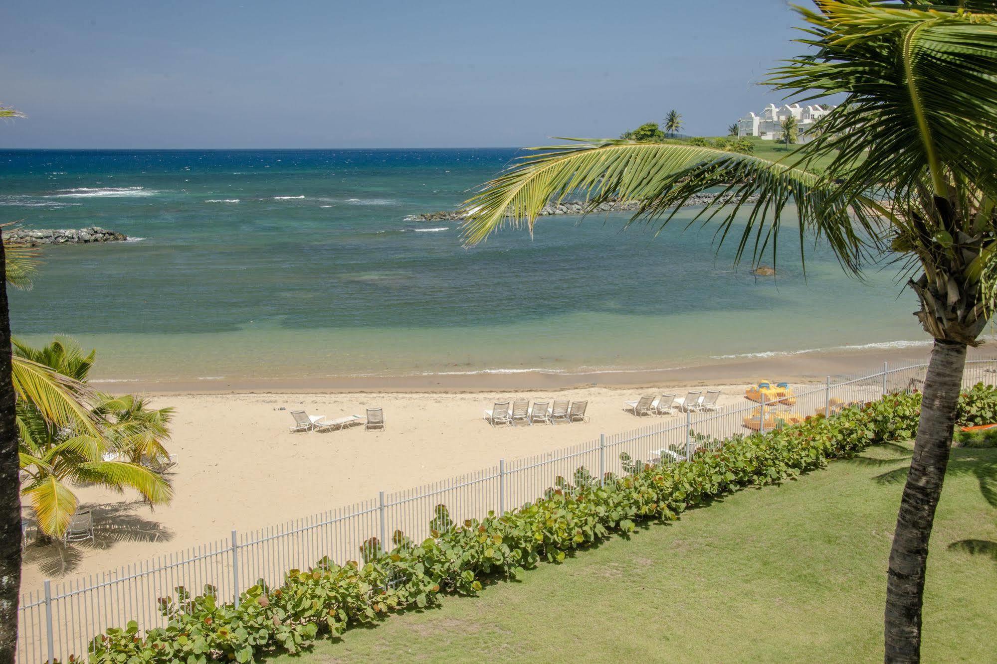 Hotel Aquarius Vacation Club At Dorado Del Mar Exterior foto